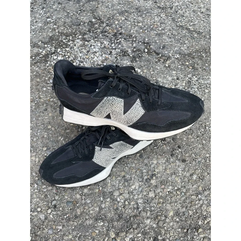 New Balance Women's 327 'Black Leopard' Casual Athletic Shoes Sz  10.5 - Picture 2 of 16